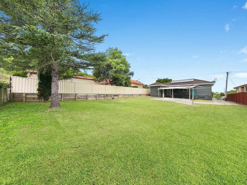 7 Council Street, Speers Point NSW 2284