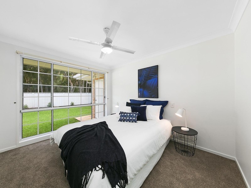 16 Derwent Crescent, Lakelands NSW 2282