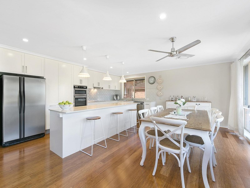 9 Ridgewood Crescent, Eleebana NSW 2282