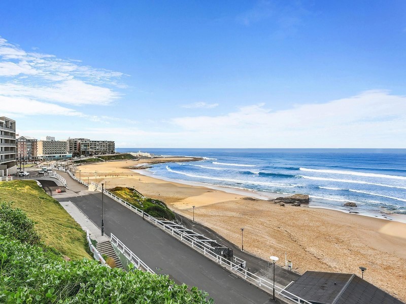 1201/75 Shortland Esplanade, Newcastle NSW 2300