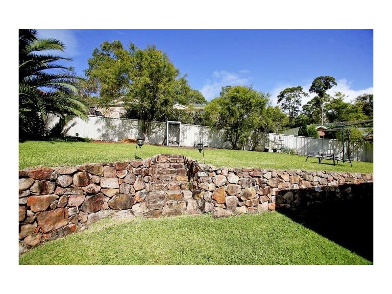 12 Cassegrain Close, Eleebana NSW 2282