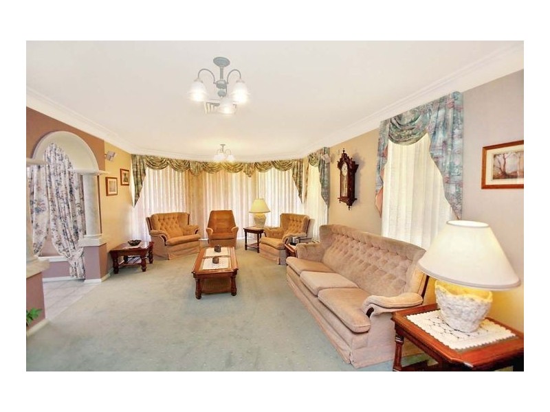 1 Boatmans Row, Eleebana NSW 2282