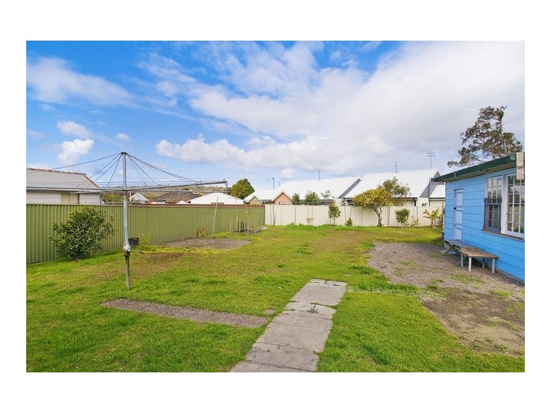 122 Medcalfe Street, Warners Bay NSW 2282