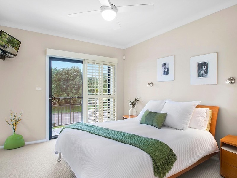 6 Glad Gunson Drive, Eleebana NSW 2282