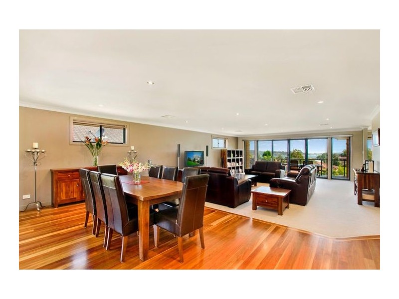 14 Peachwood Close, Warners Bay NSW 2282