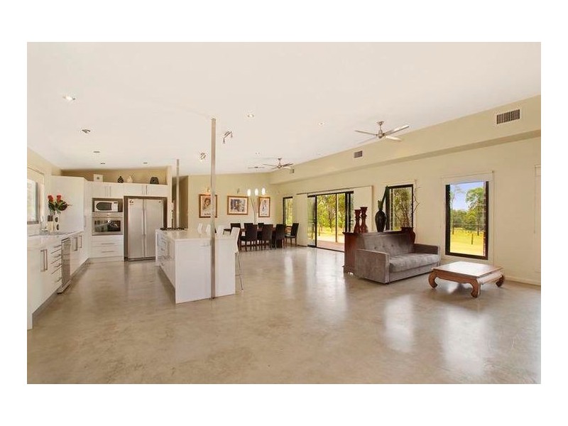 30 The Ballabourneen Road, Rothbury NSW 2320