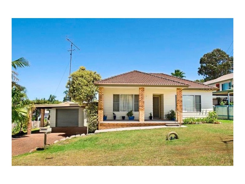 24 Elizabeth Street, Holmesville NSW 2286