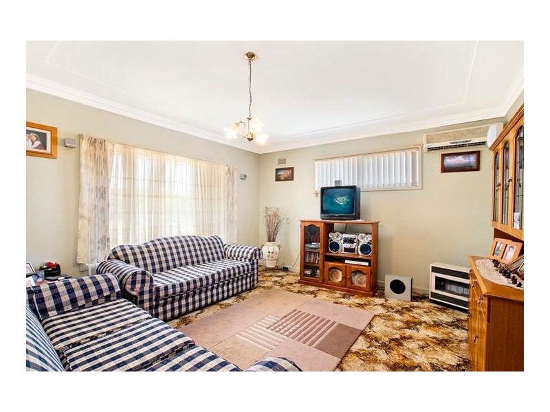 24 Elizabeth Street, Holmesville NSW 2286