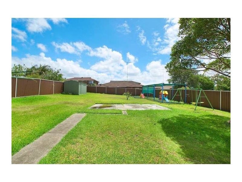 42 Tulloch Avenue, Maryland NSW 2287