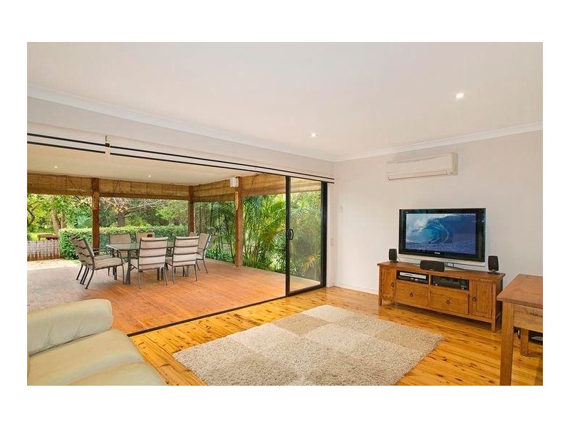 38 JONES Avenue, Warners Bay NSW 2282