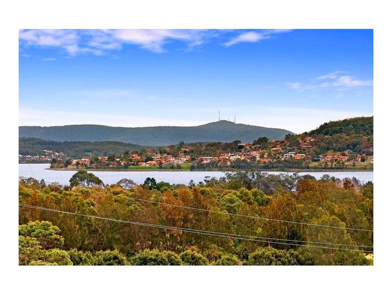 19 Cherry Road, Eleebana NSW 2282