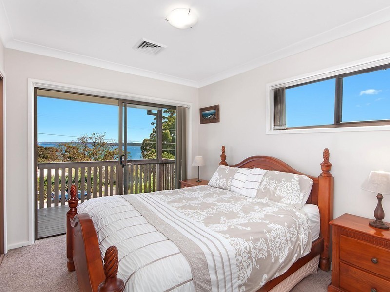 57 Thompson Road, Speers Point NSW 2284