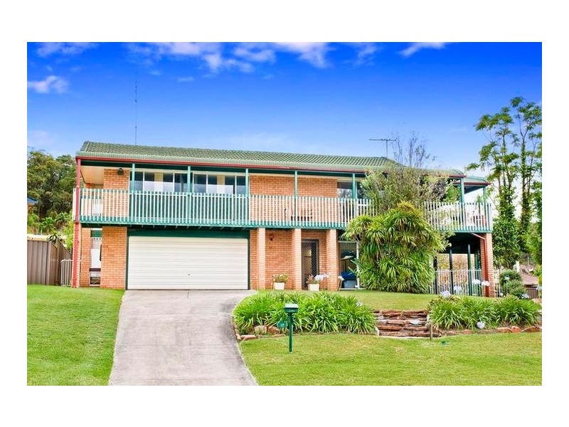 17 Pokolbin Close, Eleebana NSW 2282