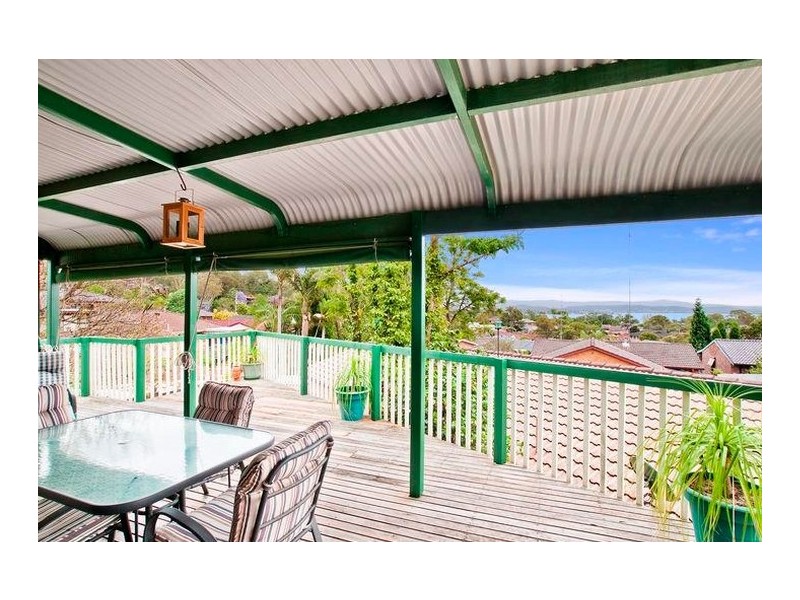 17 Pokolbin Close, Eleebana NSW 2282