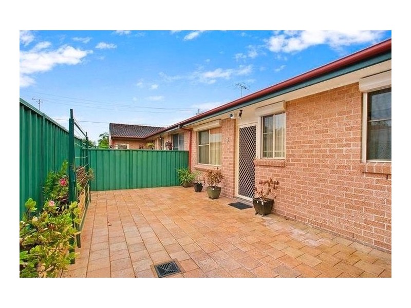 3/52 Charles Street, Warners Bay NSW 2282