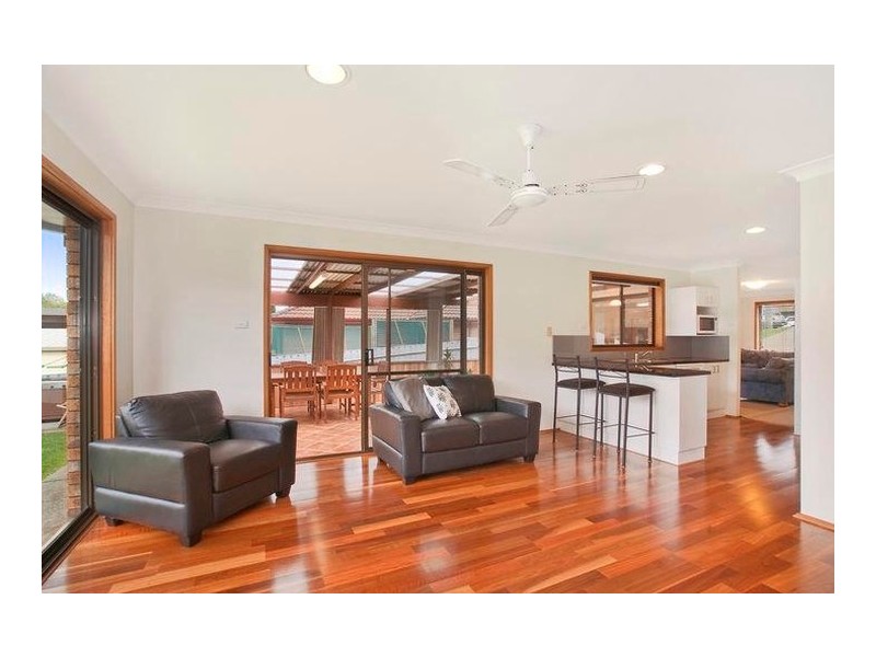 55 East Street, Warners Bay NSW 2282