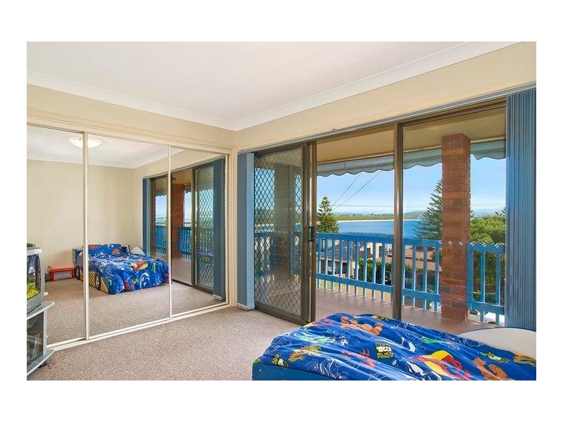 19 Lambton Parade, Swansea Heads NSW 2281