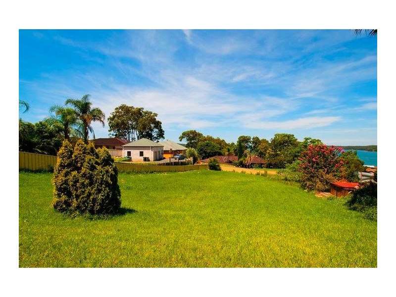 50  Thompson Road, Speers Point NSW 2284