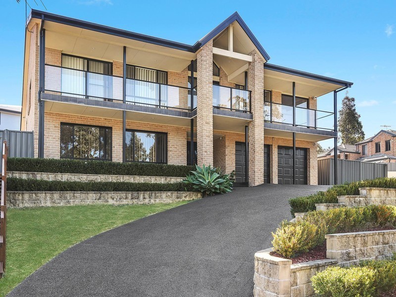 7 Ceylon Close, Cameron Park NSW 2285