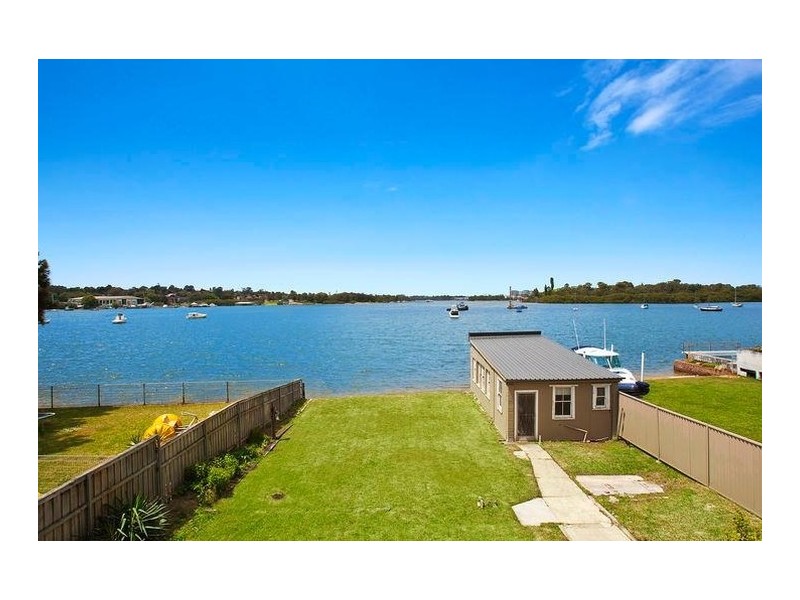 79 Llewellyn Street, Rhodes NSW 2138