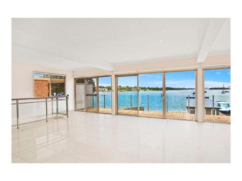 79 Llewellyn Street, Rhodes NSW 2138