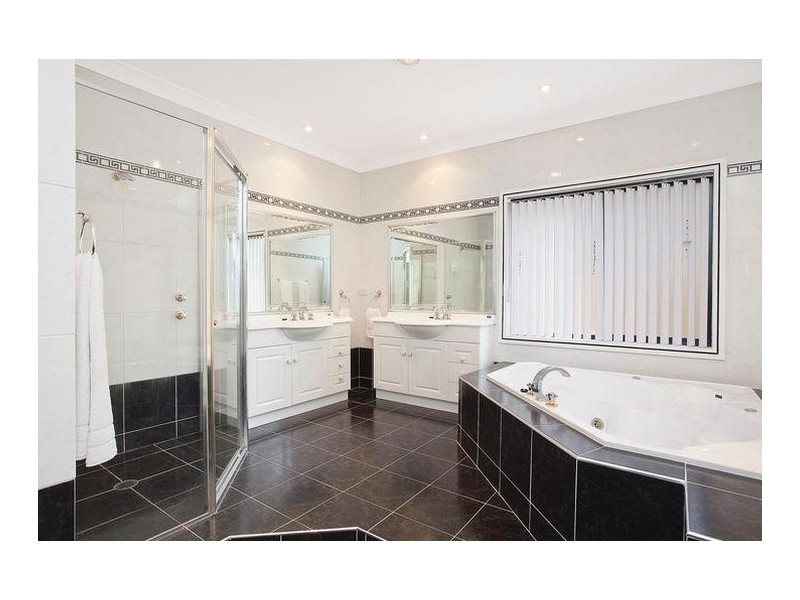 60  Lane Cove Road, Ryde NSW 2112