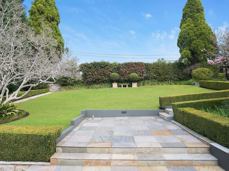 8 North Parade, Hunters Hill NSW 2110