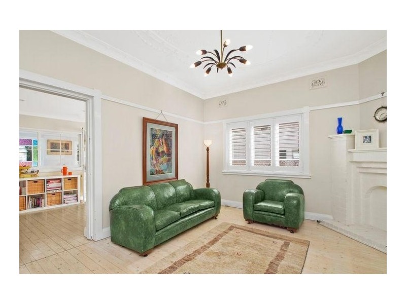 34 Western Crescent, Gladesville NSW 2111