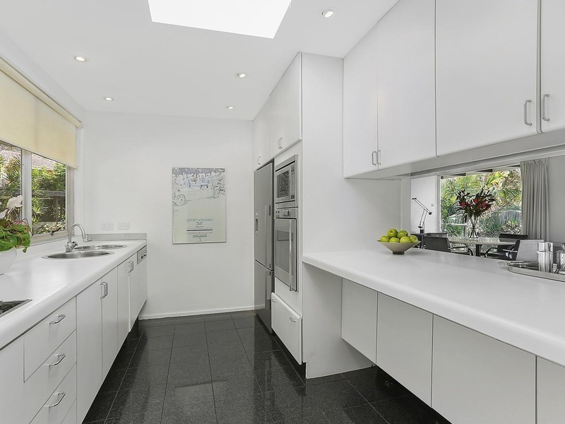 98 Barons Crescent, Hunters Hill NSW 2110