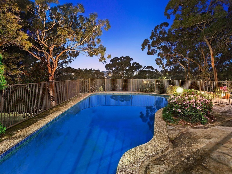 98 Barons Crescent, Hunters Hill NSW 2110