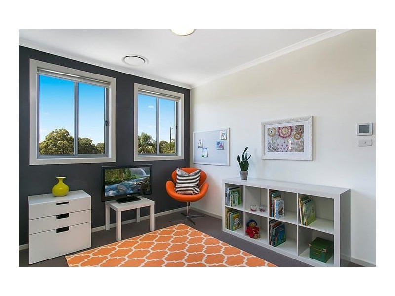 12 Bird Street, Ryde NSW 2112