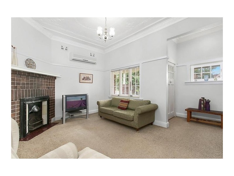 1 Primrose Avenue, Ryde NSW 2112