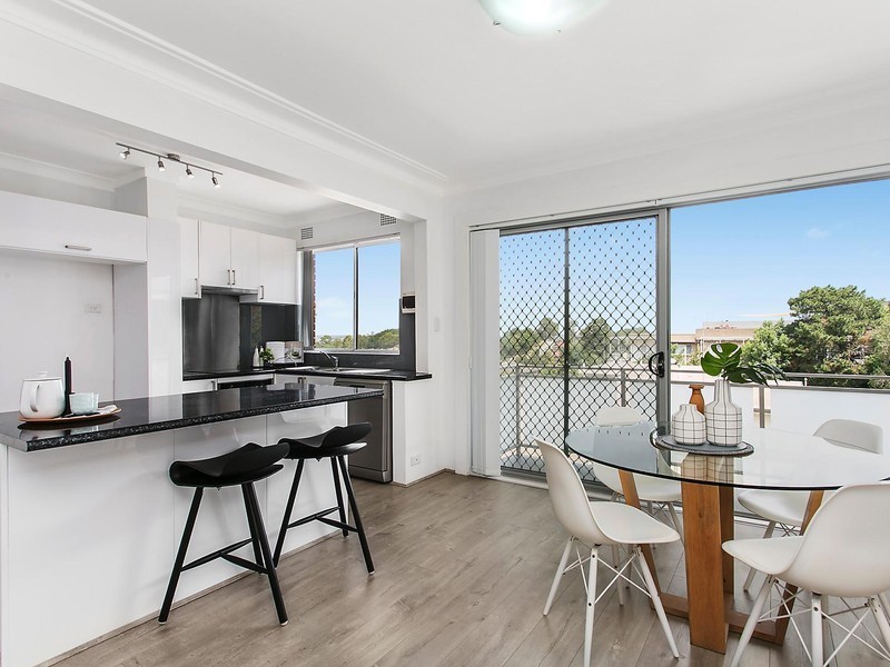4/29 Gladstone Avenue, Ryde NSW 2112