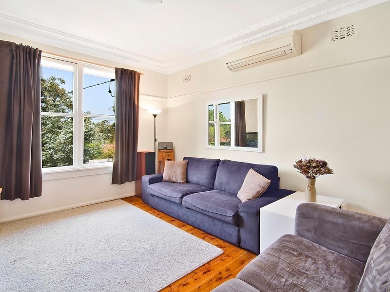 4 Windeyer Avenue, Gladesville NSW 2111