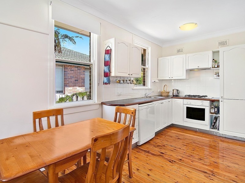 4 Windeyer Avenue, Gladesville NSW 2111