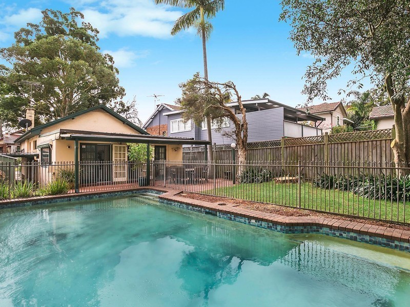 16 Diggers Avenue, Gladesville NSW 2111