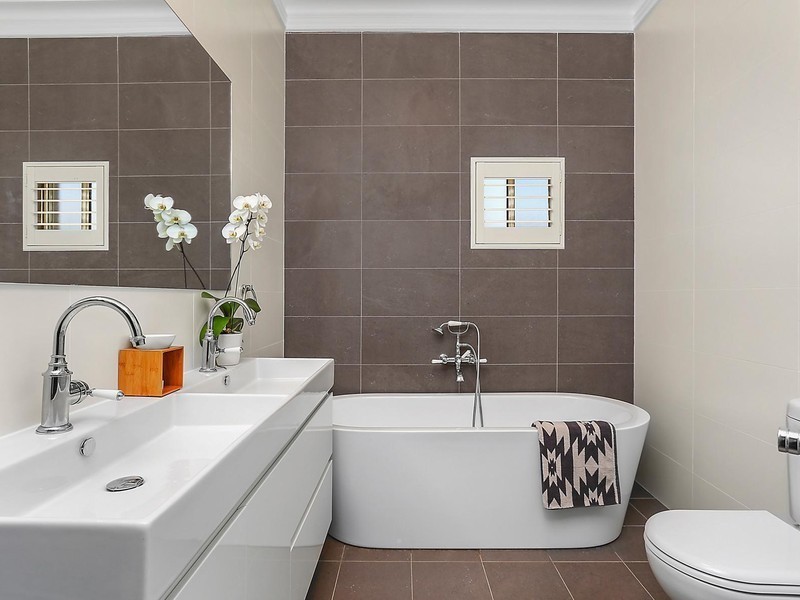 2 Lyndhurst Street, Gladesville NSW 2111