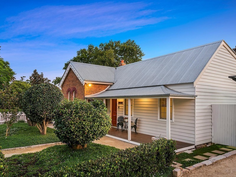 11 Madeline Street, Hunters Hill NSW 2110