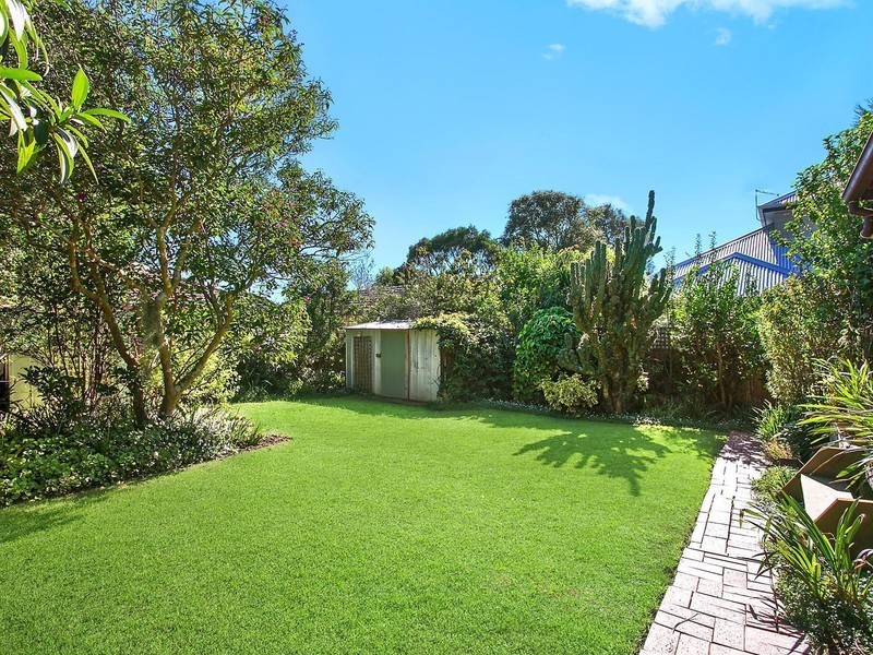 10 Lyndhurst Street, Gladesville NSW 2111