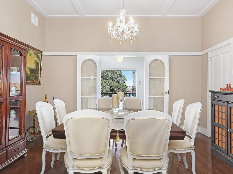 19 Glenview Crescent, Hunters Hill NSW 2110