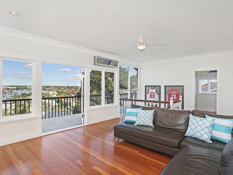19 Glenview Crescent, Hunters Hill NSW 2110