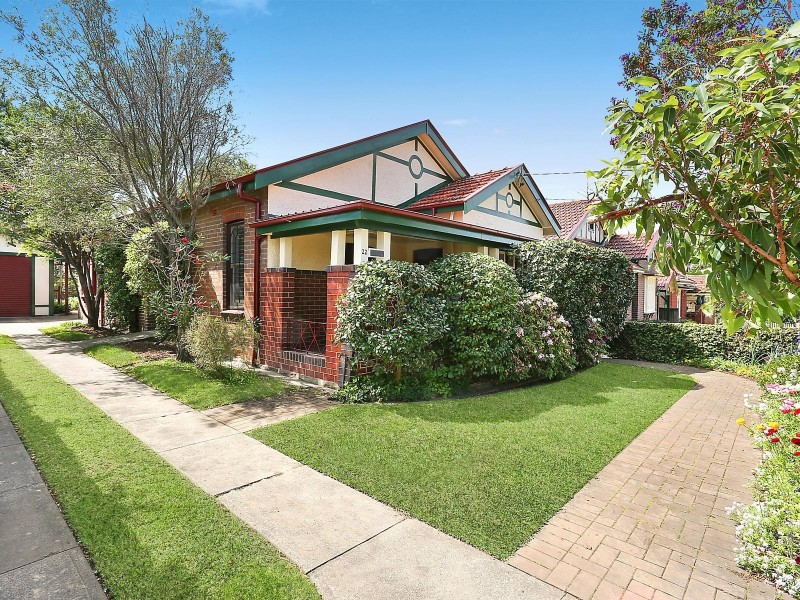 22 Murray Street, Russell Lea NSW 2046
