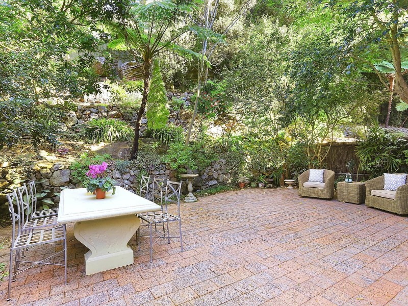 10 Boronia Avenue, Hunters Hill NSW 2110