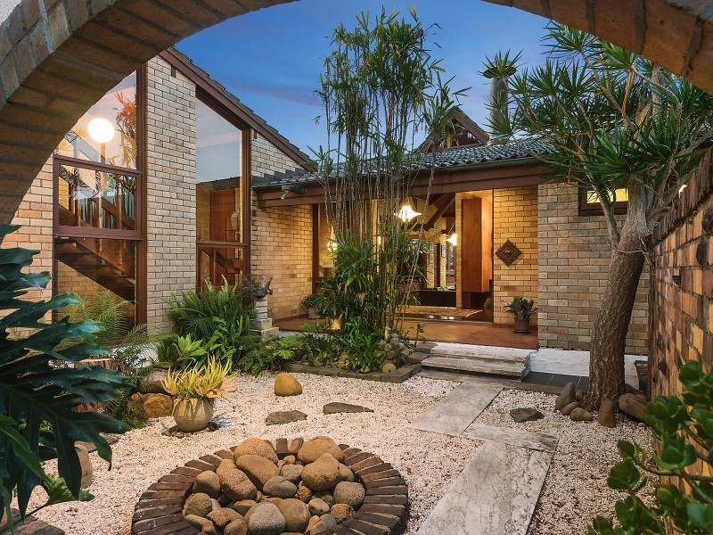 16 Lloyd Avenue, Hunters Hill NSW 2110