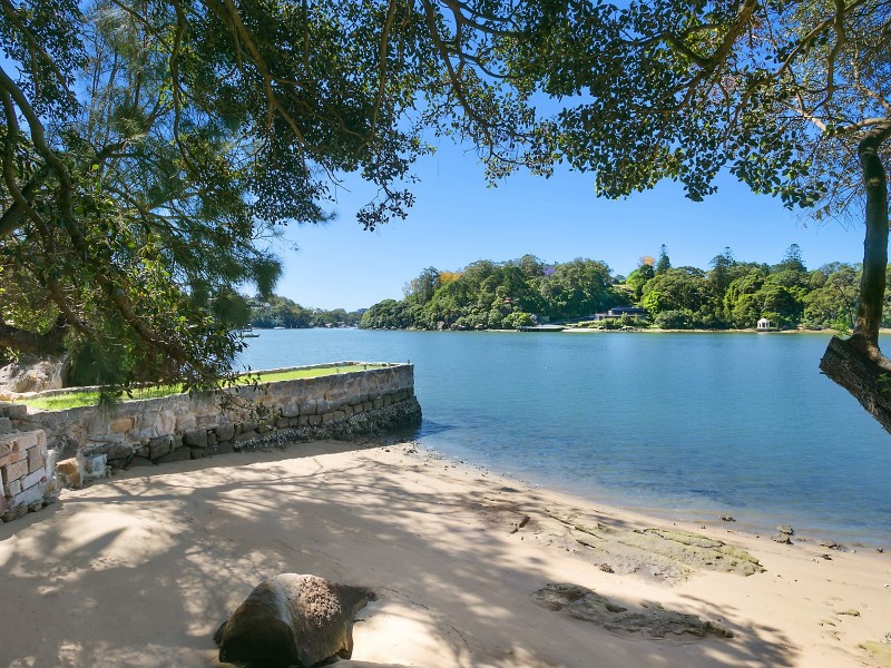 16 Lloyd Avenue, Hunters Hill NSW 2110