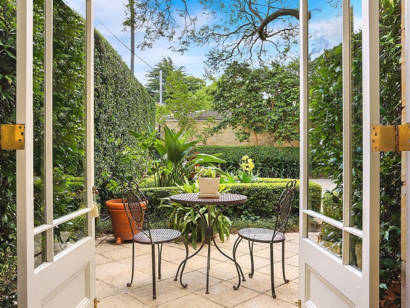 27 Glenview Crescent, Hunters Hill NSW 2110