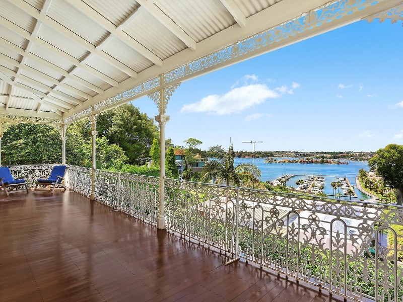 27 Glenview Crescent, Hunters Hill NSW 2110