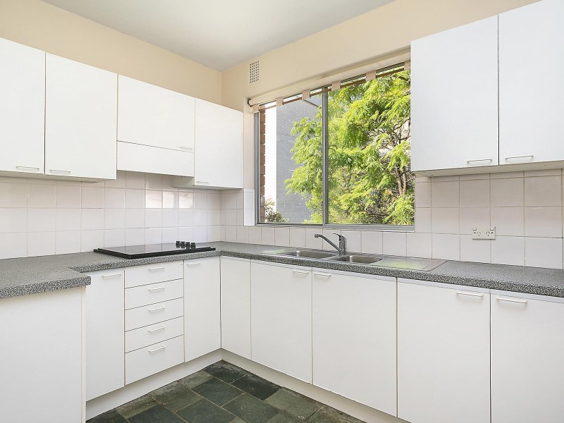 14/33 Meadow Crescent, Meadowbank NSW 2114