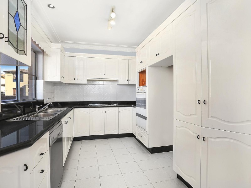 7 Bayview Crescent, Henley NSW 2111