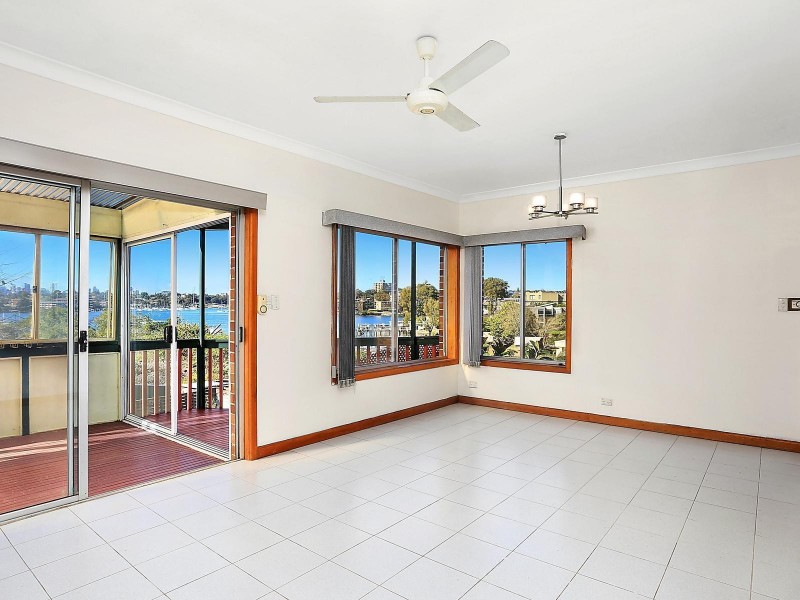 7 Bayview Crescent, Henley NSW 2111